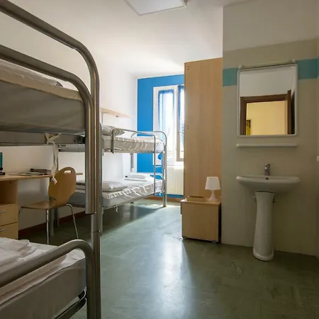 Ostello Bassano Del Grappa Auberge de jeunesse *
