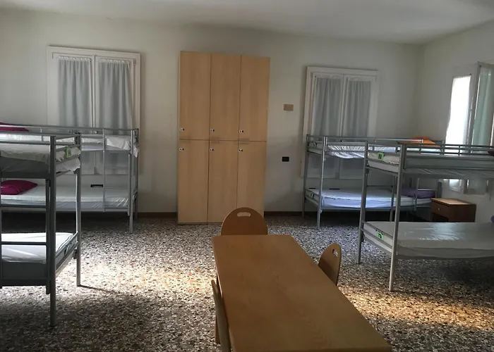 Ostello Bassano Del Grappa *