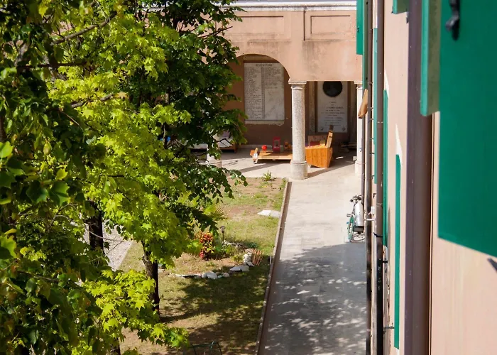 Ostello Bassano Del Grappa Vandrarhem *