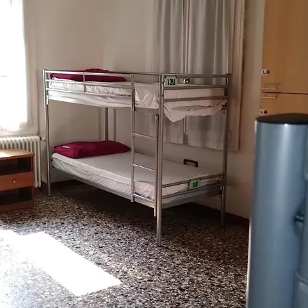 Ostello Bassano Del Grappa Hostel Bassano del Grappa
