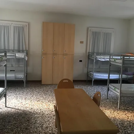 Ostello Bassano Del Grappa *