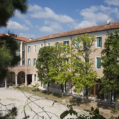 Ostello Bassano Del Grappa *