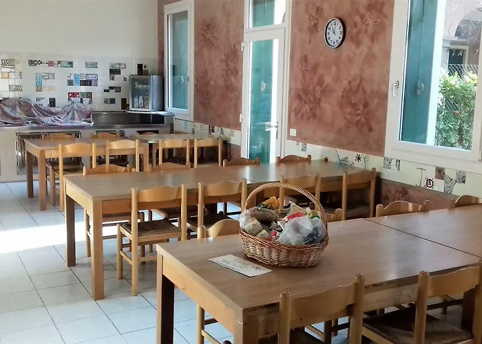 Ostello Bassano Del Grappa 바사노델그라파
